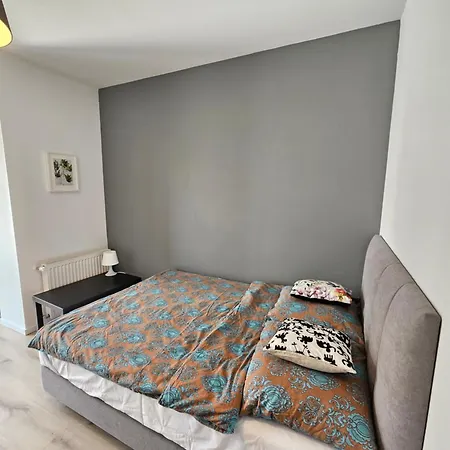 Appartamento Modern Close To The Center By