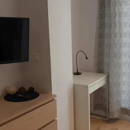 Modern Close To The Center *