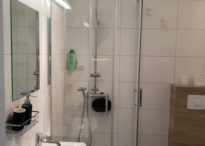 Modern Close To The Center By *